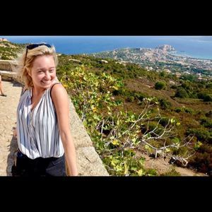 Meet your Posher, Mackenzie